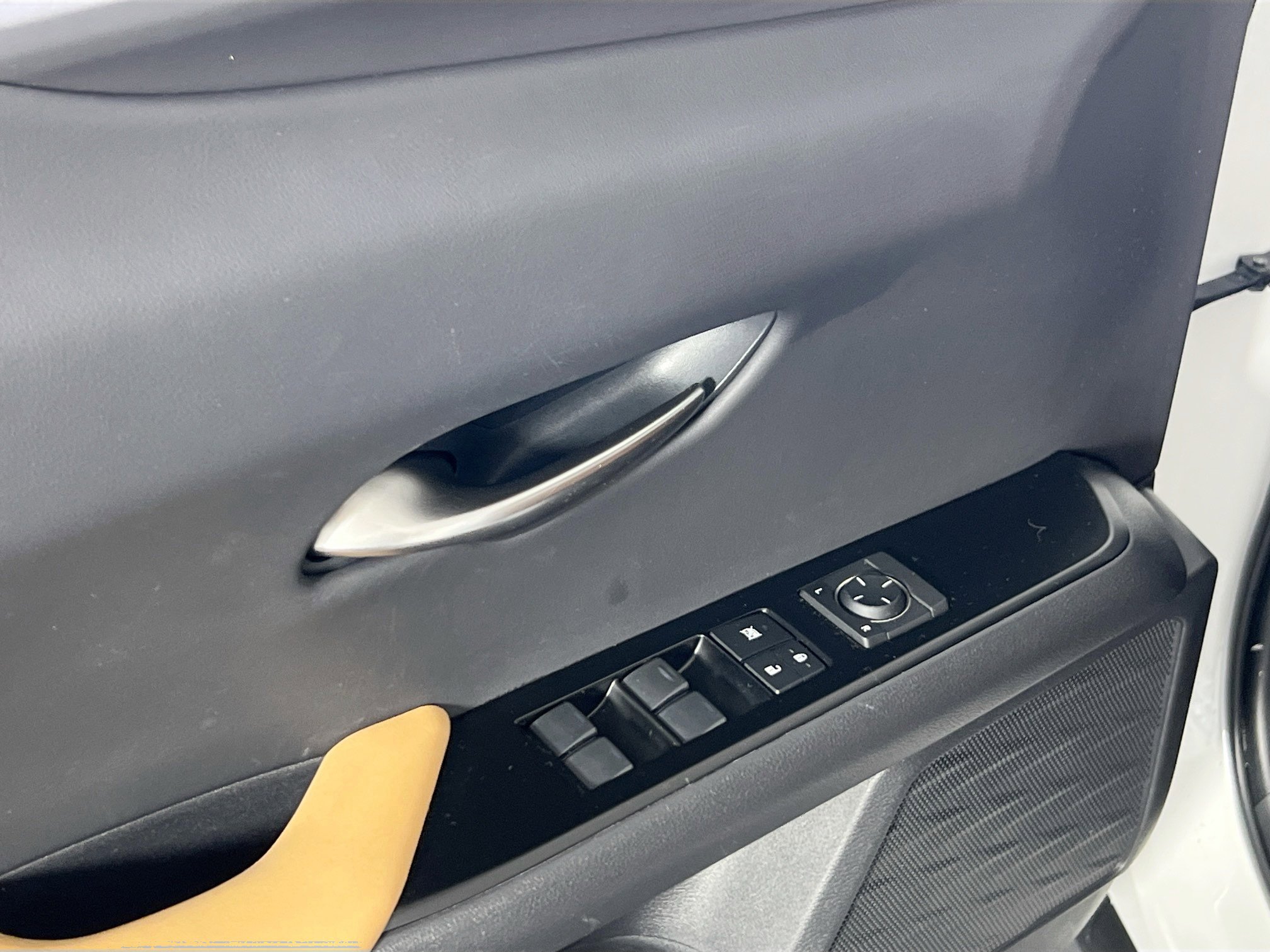 Used 2024 Lexus UX 250h AWD w/ Premium Package image 14