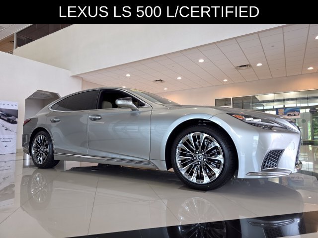Used 2023 Lexus LS 500 w/ Accessory Package (Z1) RWD image 1