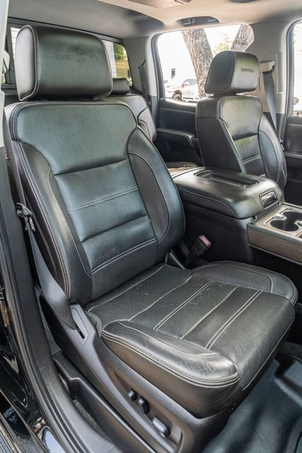 Used 2018 GMC Sierra 2500 Denali w/ Duramax Plus Package AWD/4WD image 45