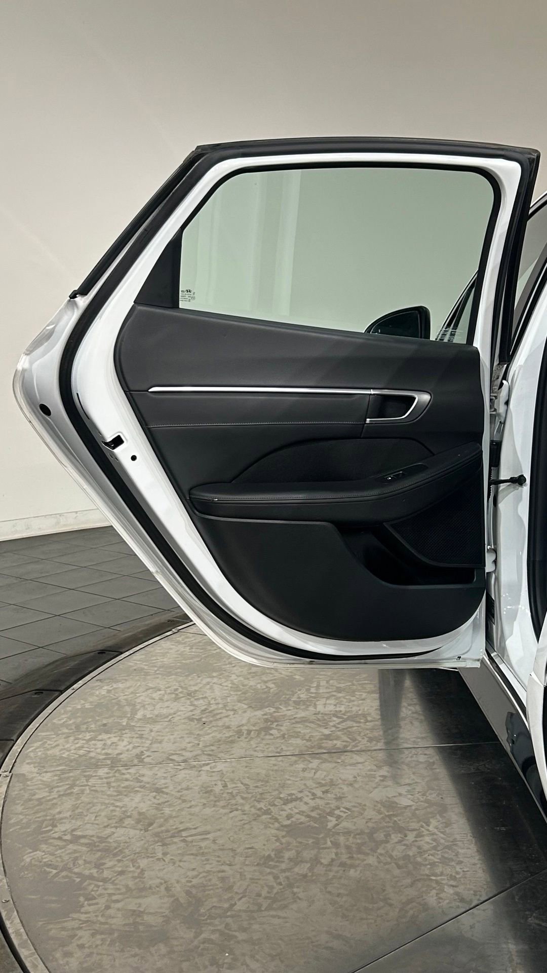 Used 2020 Hyundai Sonata Limited FWD image 43