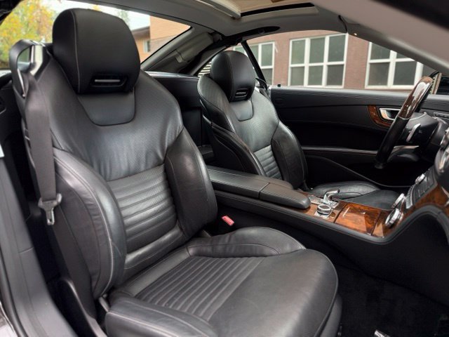 Used 2017 Mercedes-Benz SL 550 image 16