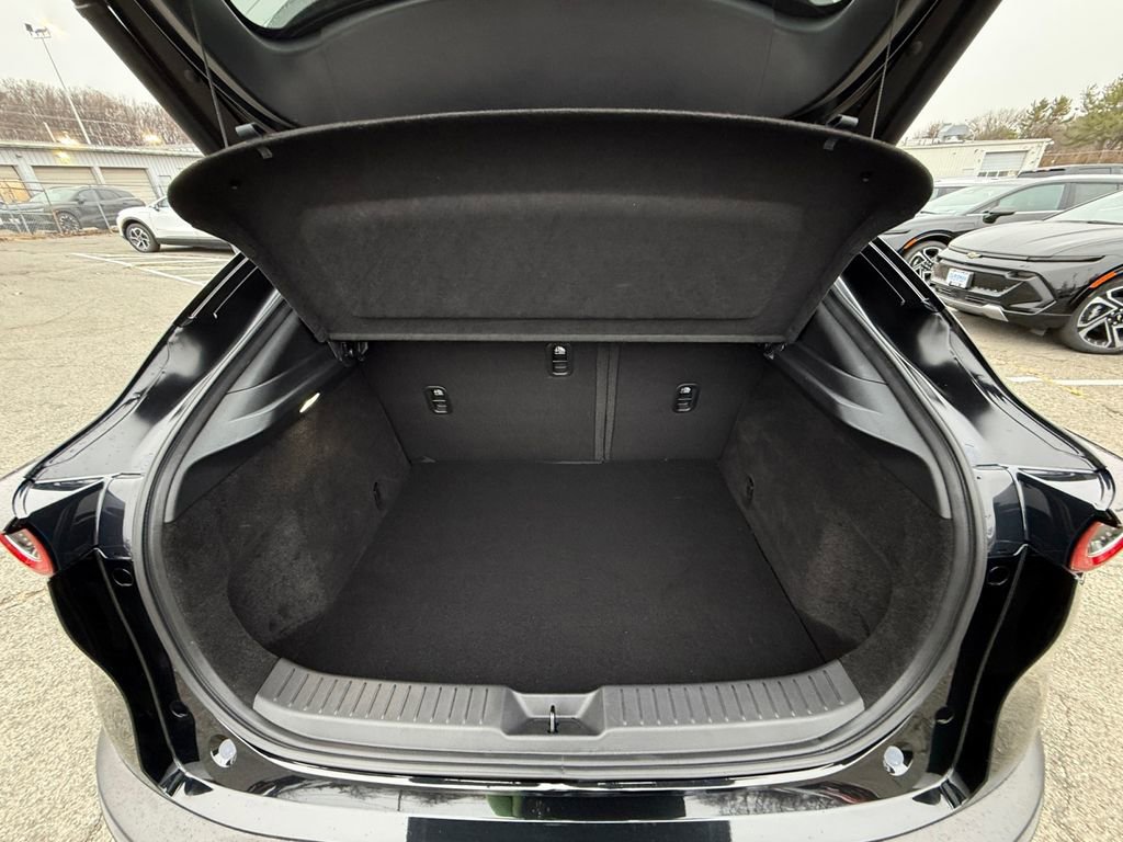 Used 2025 MAZDA CX-30 AWD 2.5 S w/ Premium Package image 23
