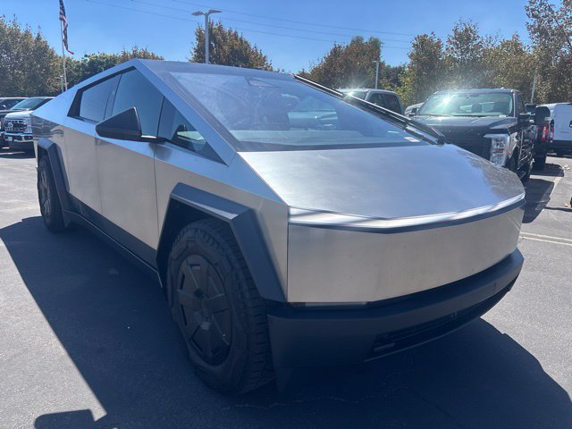 Used 2024 Tesla Cybertruck AWD Crew Cab image 1