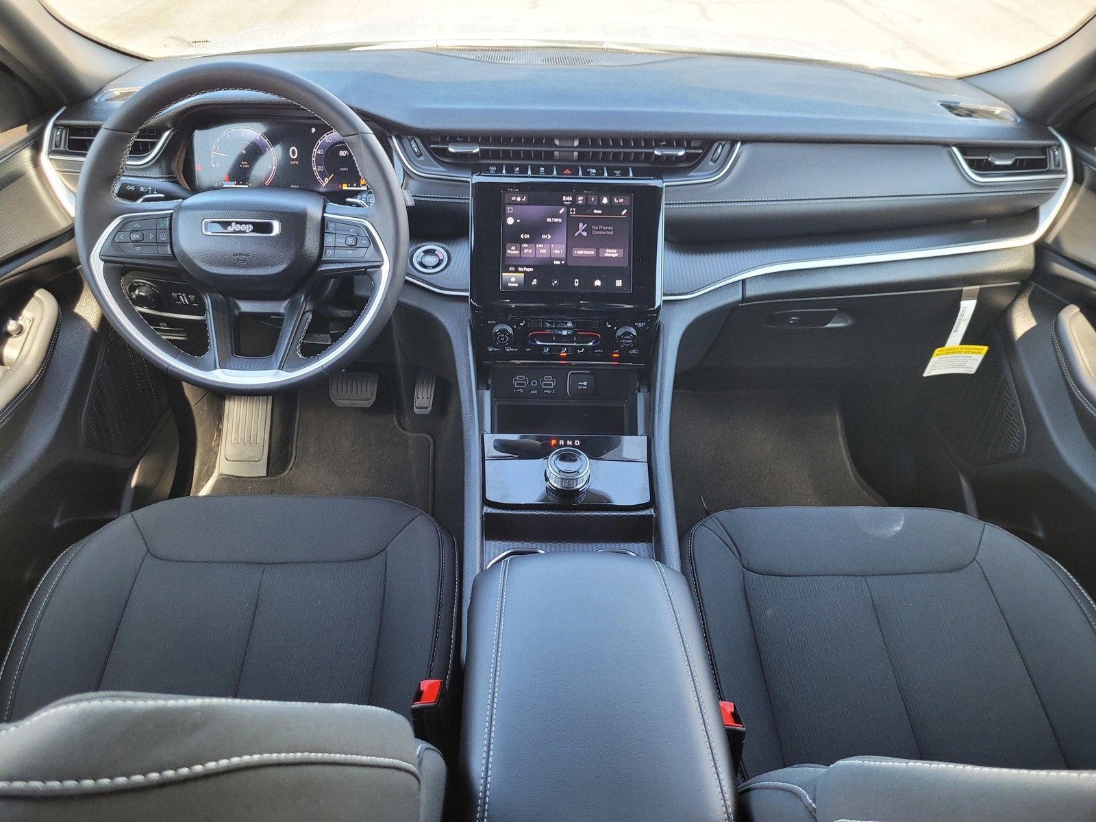 New 2025 Jeep Grand Cherokee L Laredo w/ Luxury Tech Group I image 10