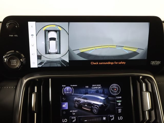 New 2026 Lexus LX 600 4WD w/ Luxury Package image 19