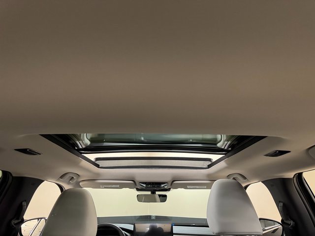 New 2025 Mitsubishi Outlander SEL image 21