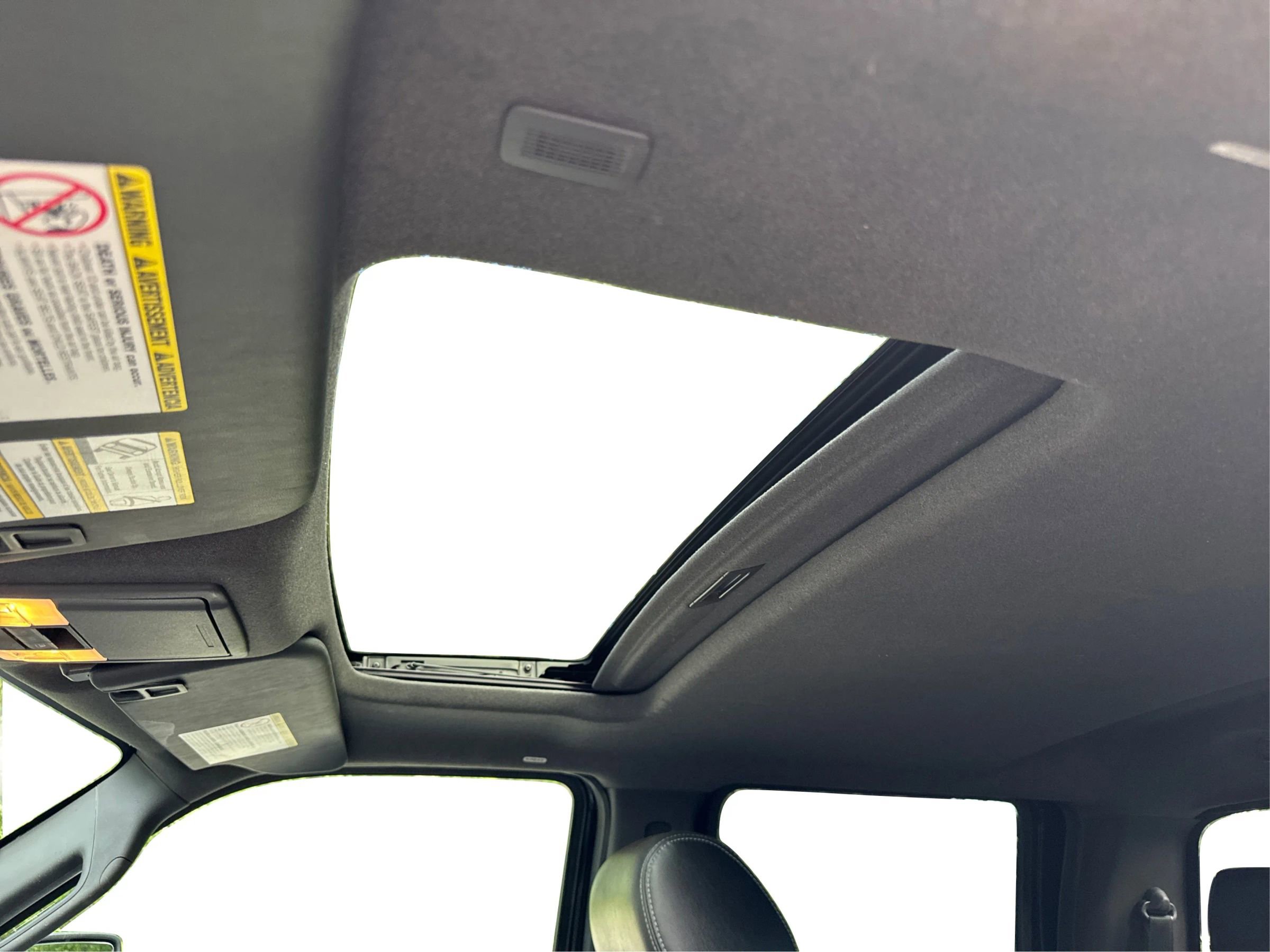 Used 2015 Ford F350 Lariat image 24