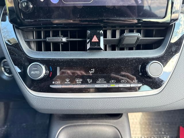 Used 2026 Toyota Corolla SE image 29