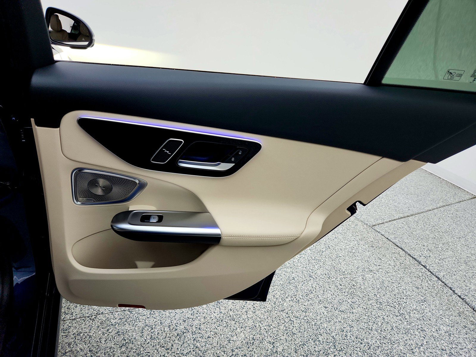 Used 2024 Mercedes-Benz C 300 Sedan image 28