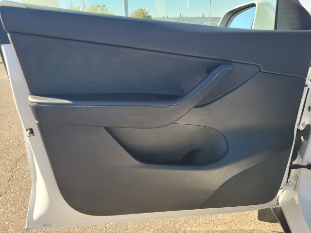 Used 2020 Tesla Model Y Long Range AWD/4WD image 19