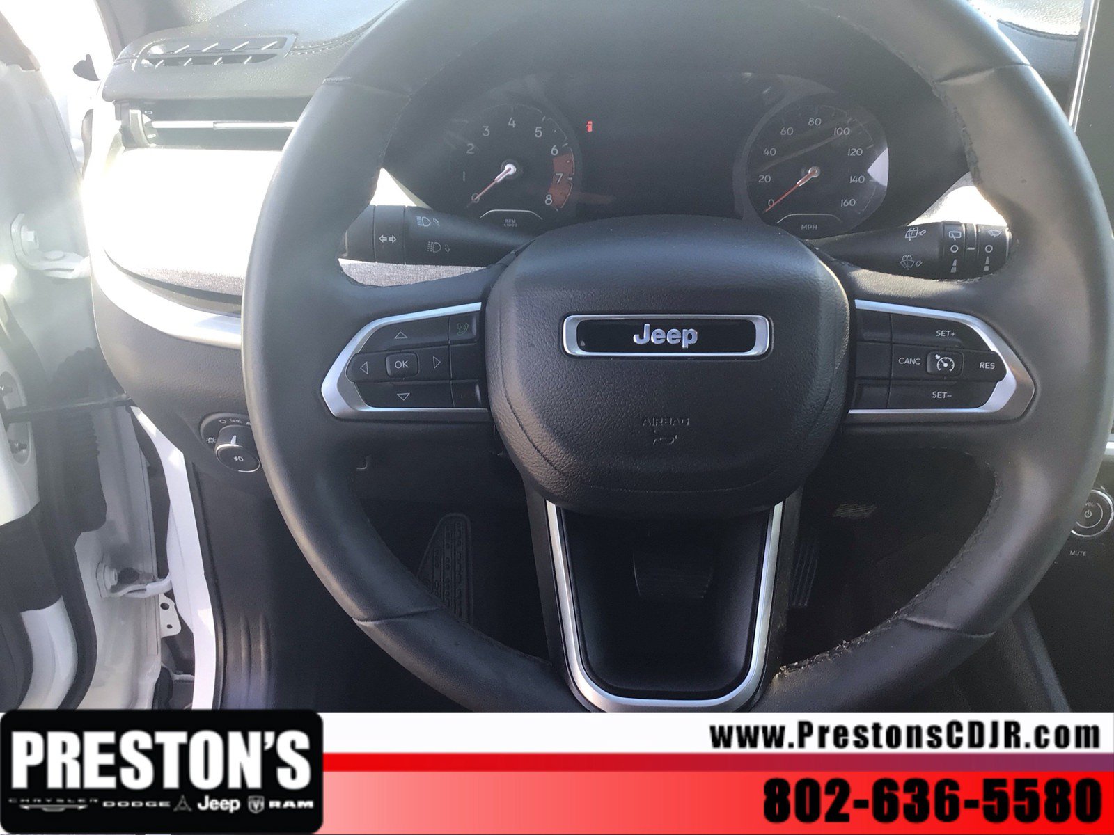 Used 2024 Jeep Compass Latitude AWD/4WD image 12
