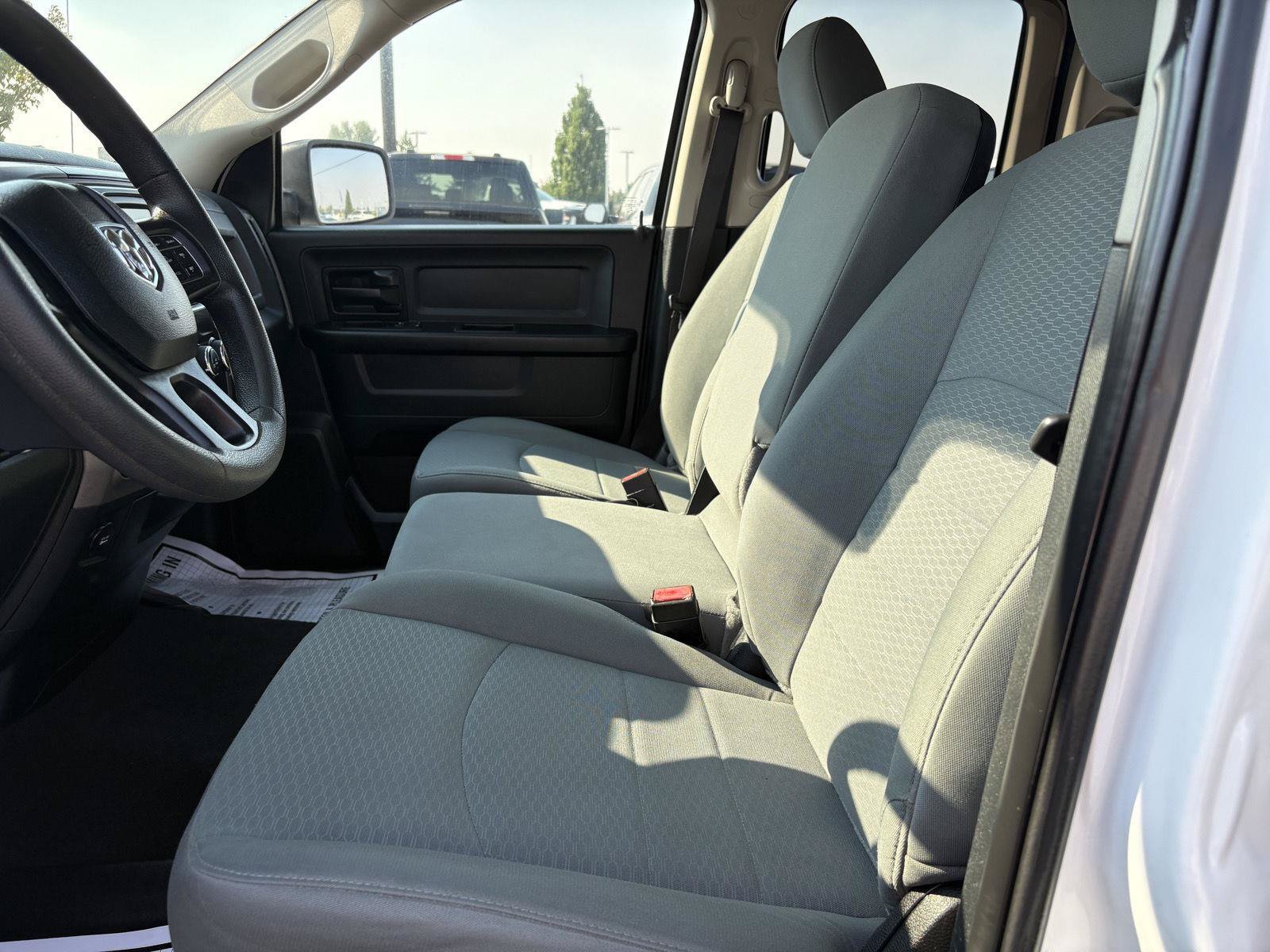 Used 2018 RAM 1500 Express w/ Express Value Package AWD/4WD image 17