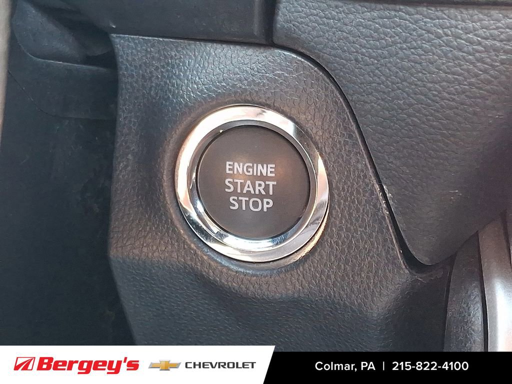 Used 2023 Toyota RAV4 XLE FWD image 25