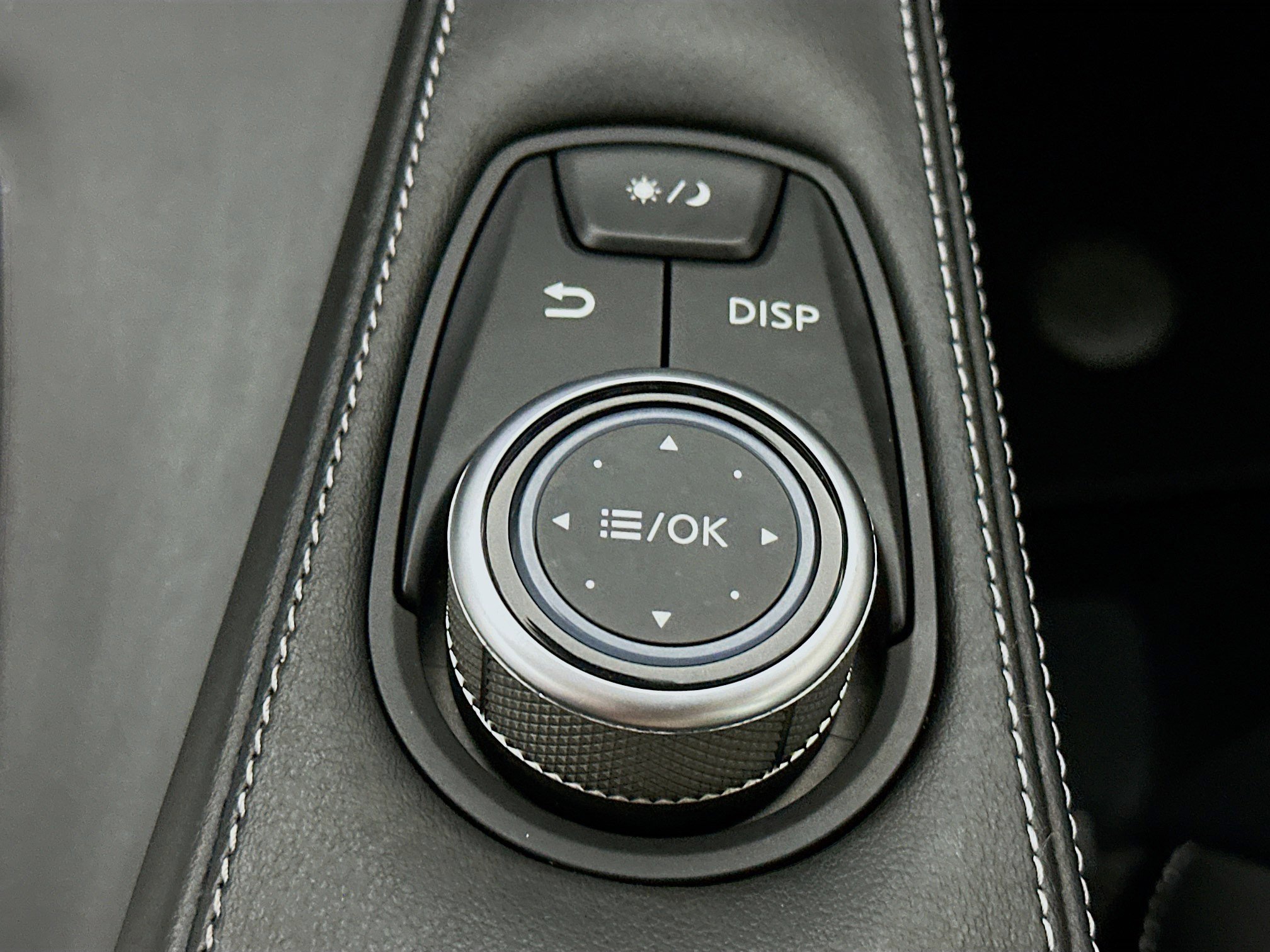 Used 2023 INFINITI QX50 Pure image 24