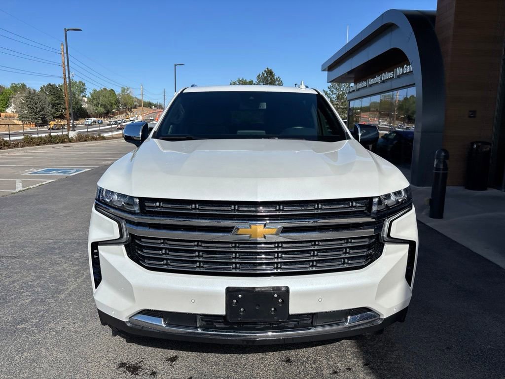 Used 2023 Chevrolet Suburban Premier AWD/4WD image 3