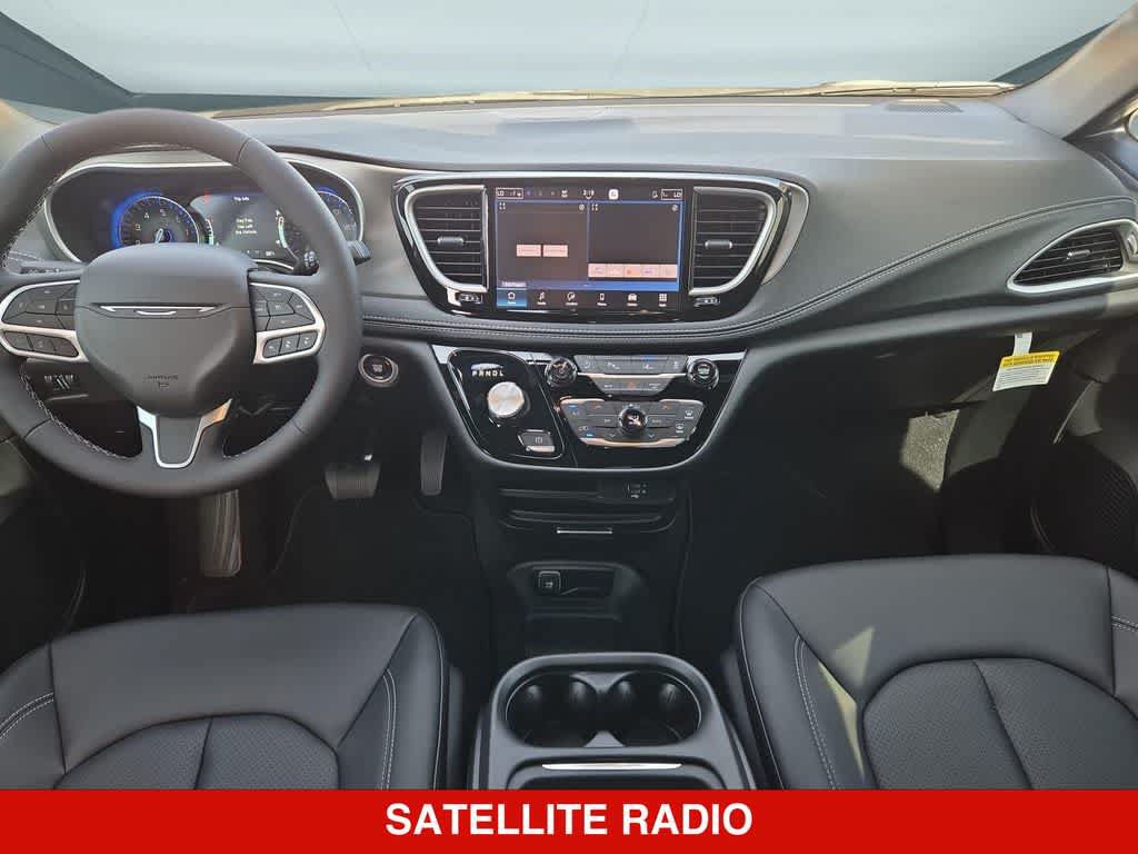 New 2027 Chrysler Pacifica Select FWD image 15
