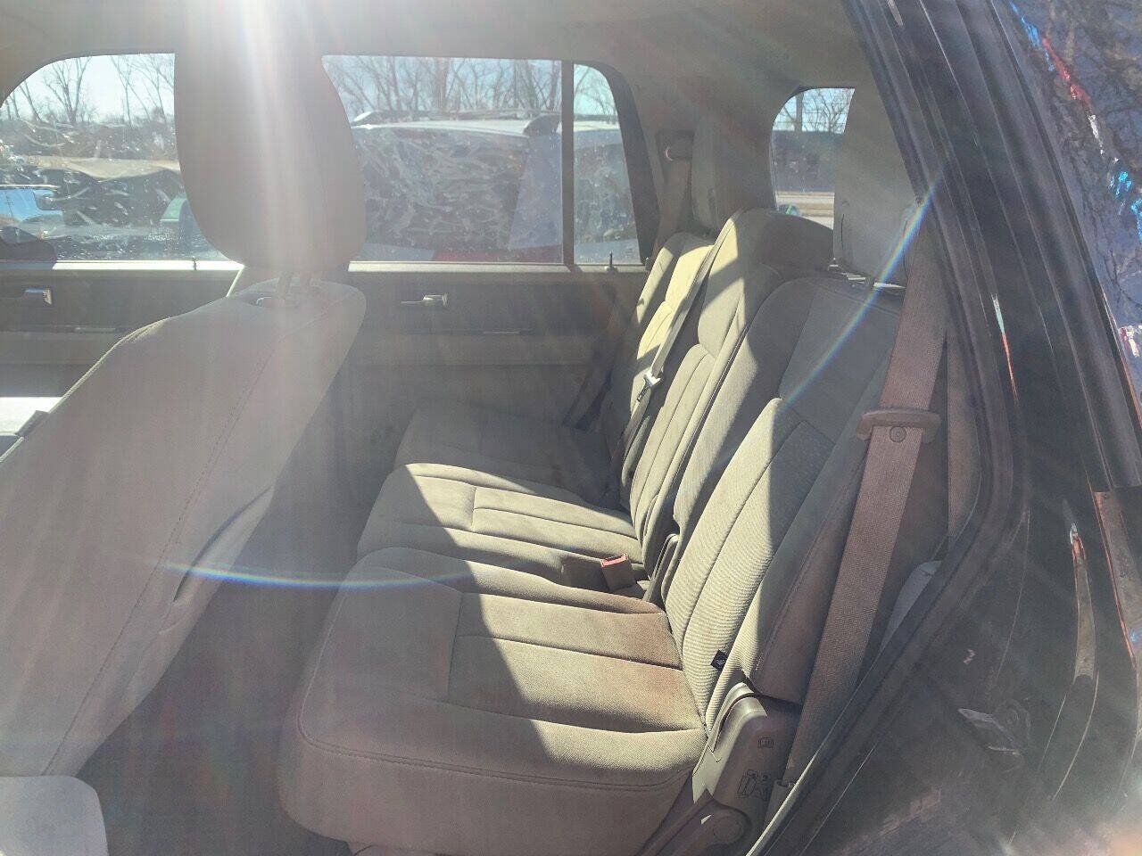 Used 2012 Ford Expedition XLT AWD/4WD image 18