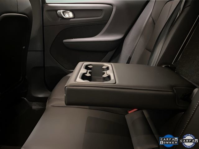 Used 2025 Volvo XC40 B5 Plus image 65