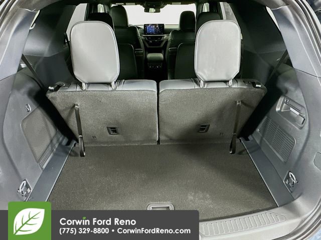 New 2026 Ford Explorer ST-Line w/ ST-Line Street Pack image 30