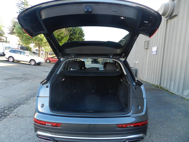 Used 2023 Audi Q5 2.0T Premium Plus w/ Premium Plus Package AWD/4WD image 44