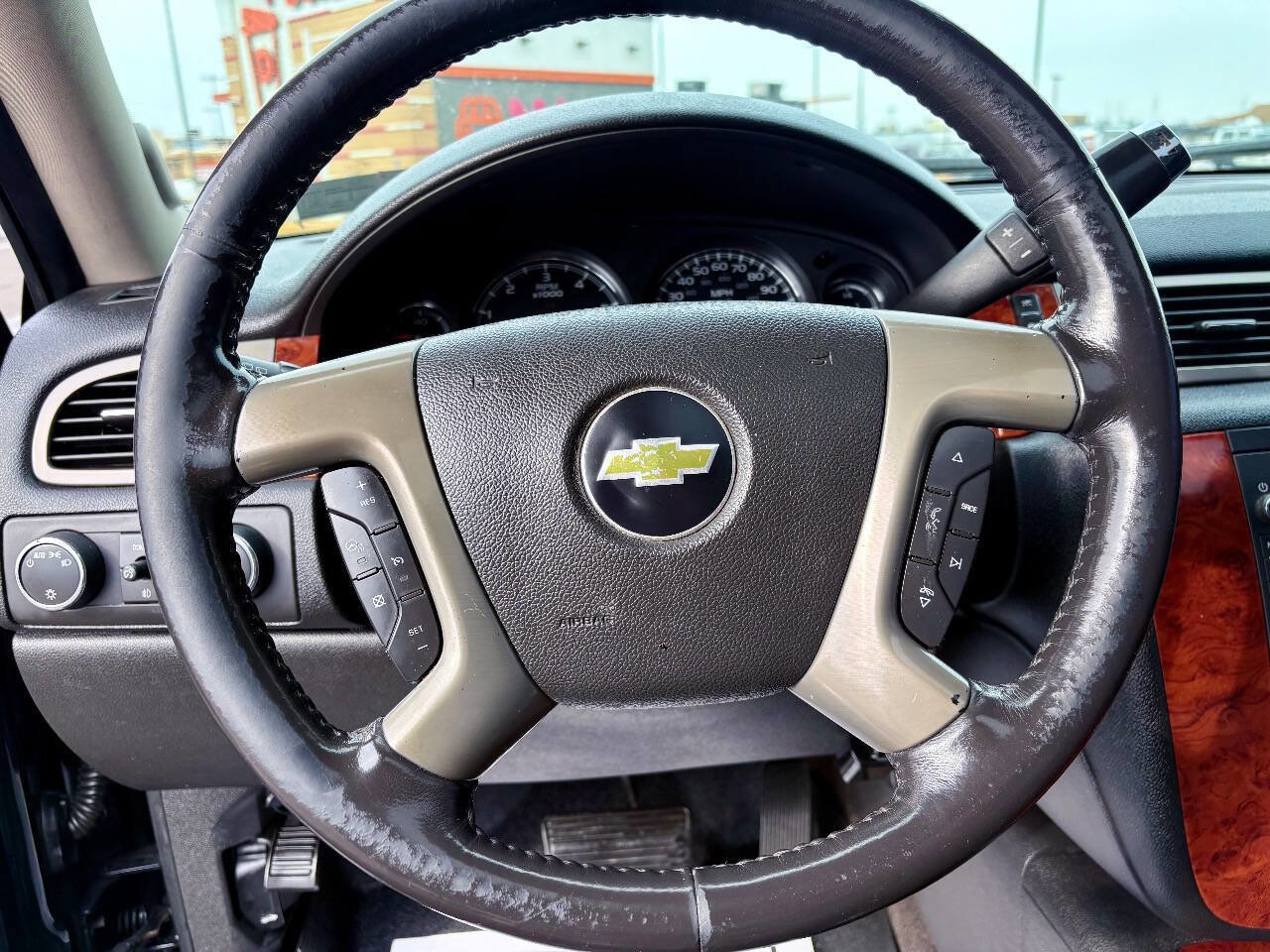 Used 2012 Chevrolet Tahoe LTZ image 13