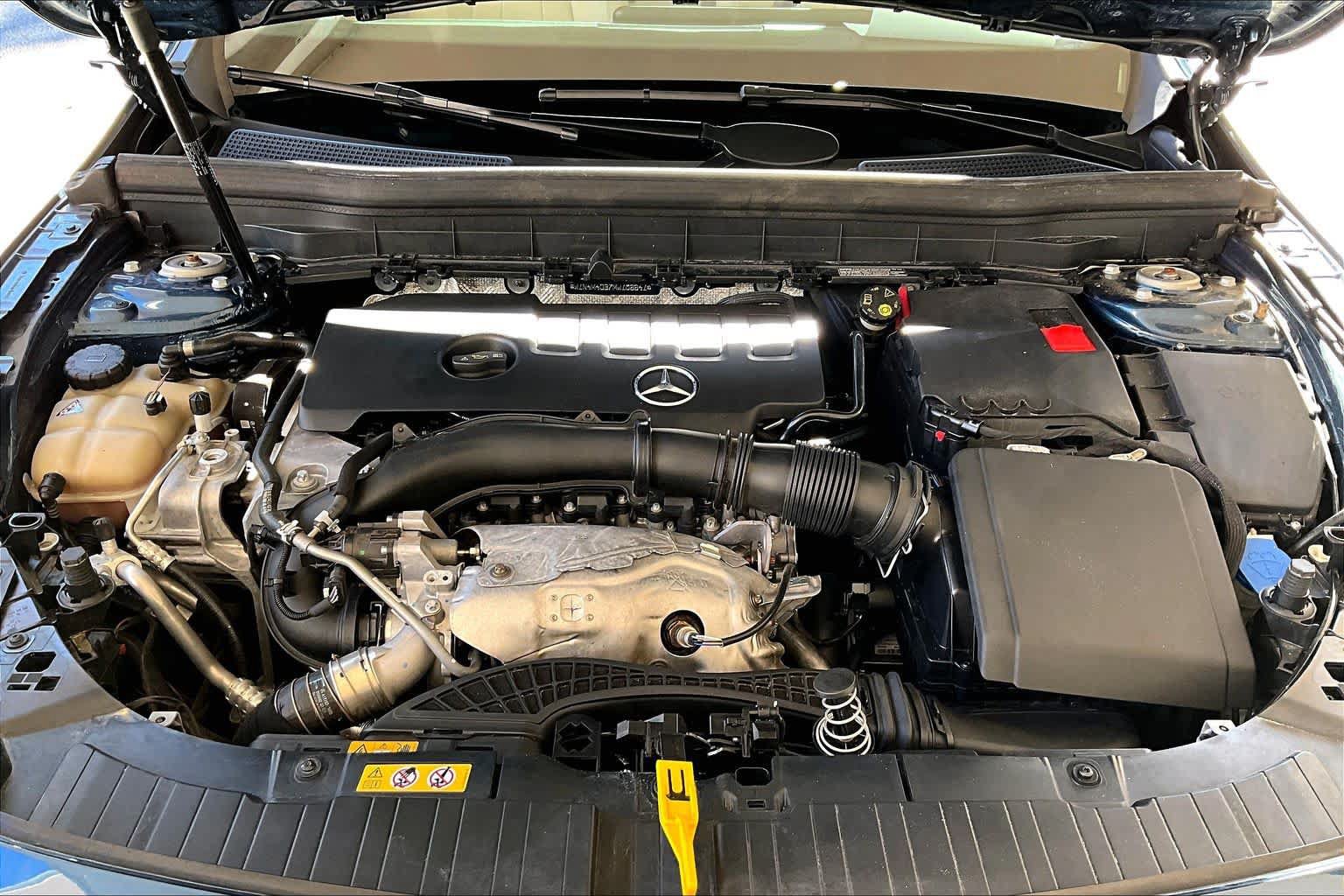 Certified 2021 Mercedes-Benz GLB 250 image 32