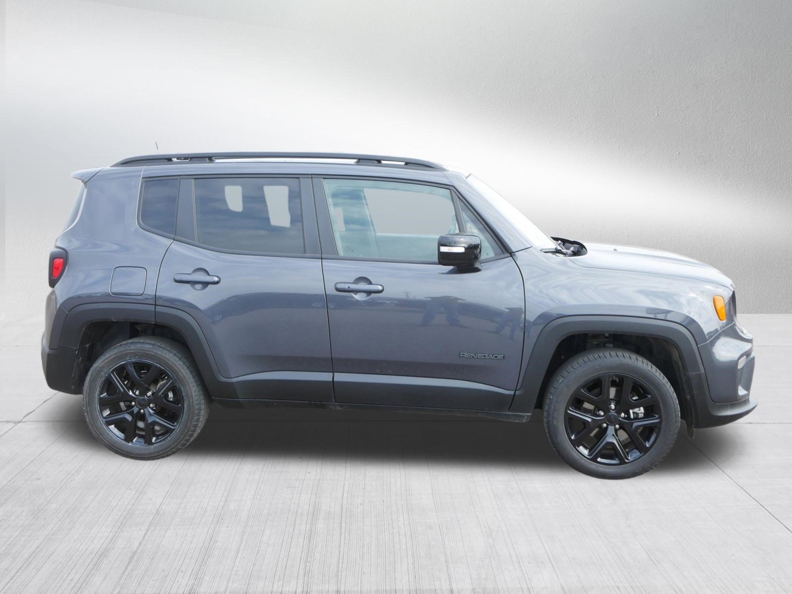 Used 2023 Jeep Renegade Altitude w/ Sun/Sound Group image 8