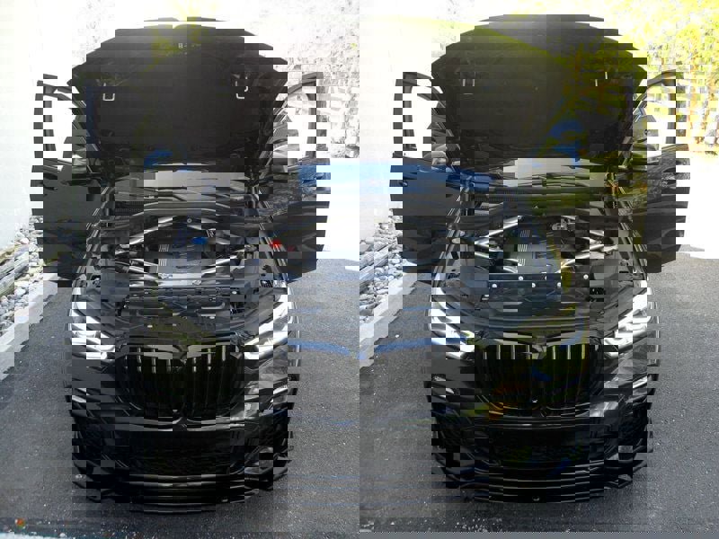 Used 2020 BMW X5 xDrive40i w/ M Sport Package AWD/4WD image 32