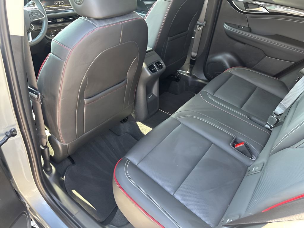 Used 2023 Buick Envision Essence w/ Sport Touring Package image 20