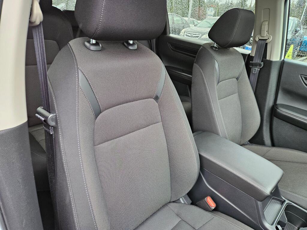 Used 2025 Honda CR-V EX image 10