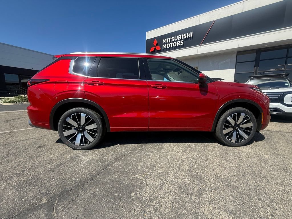 New 2026 Mitsubishi Outlander SEL FWD image 16