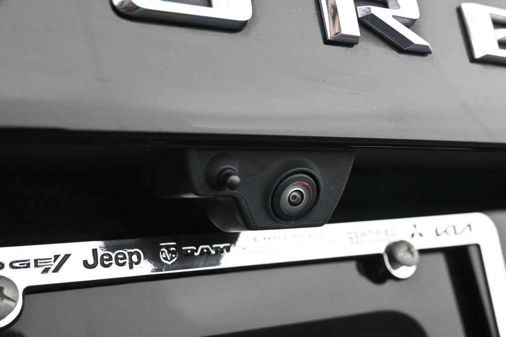 Used 2026 Chevrolet Suburban Premier AWD/4WD image 40