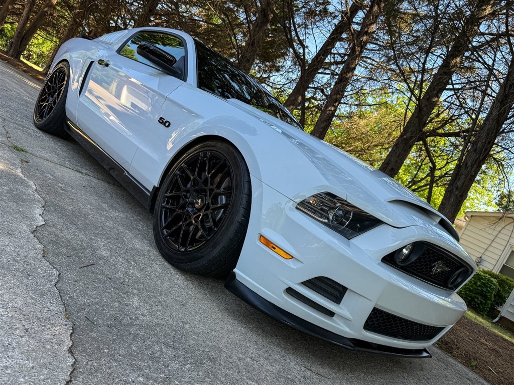 Used 2014 Ford Mustang GT Premium w/ GT Track Package RWD image 30