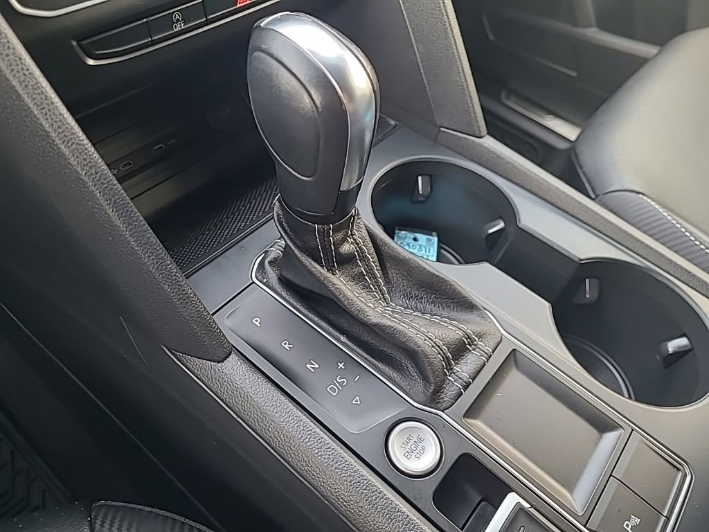 Used 2021 Volkswagen Atlas Cross Sport SE image 22