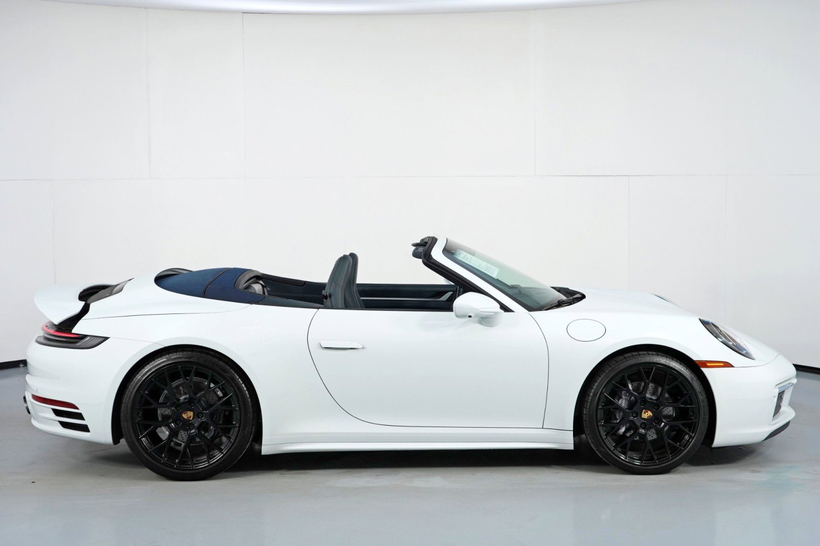 Used 2022 Porsche 911 Carrera image 47