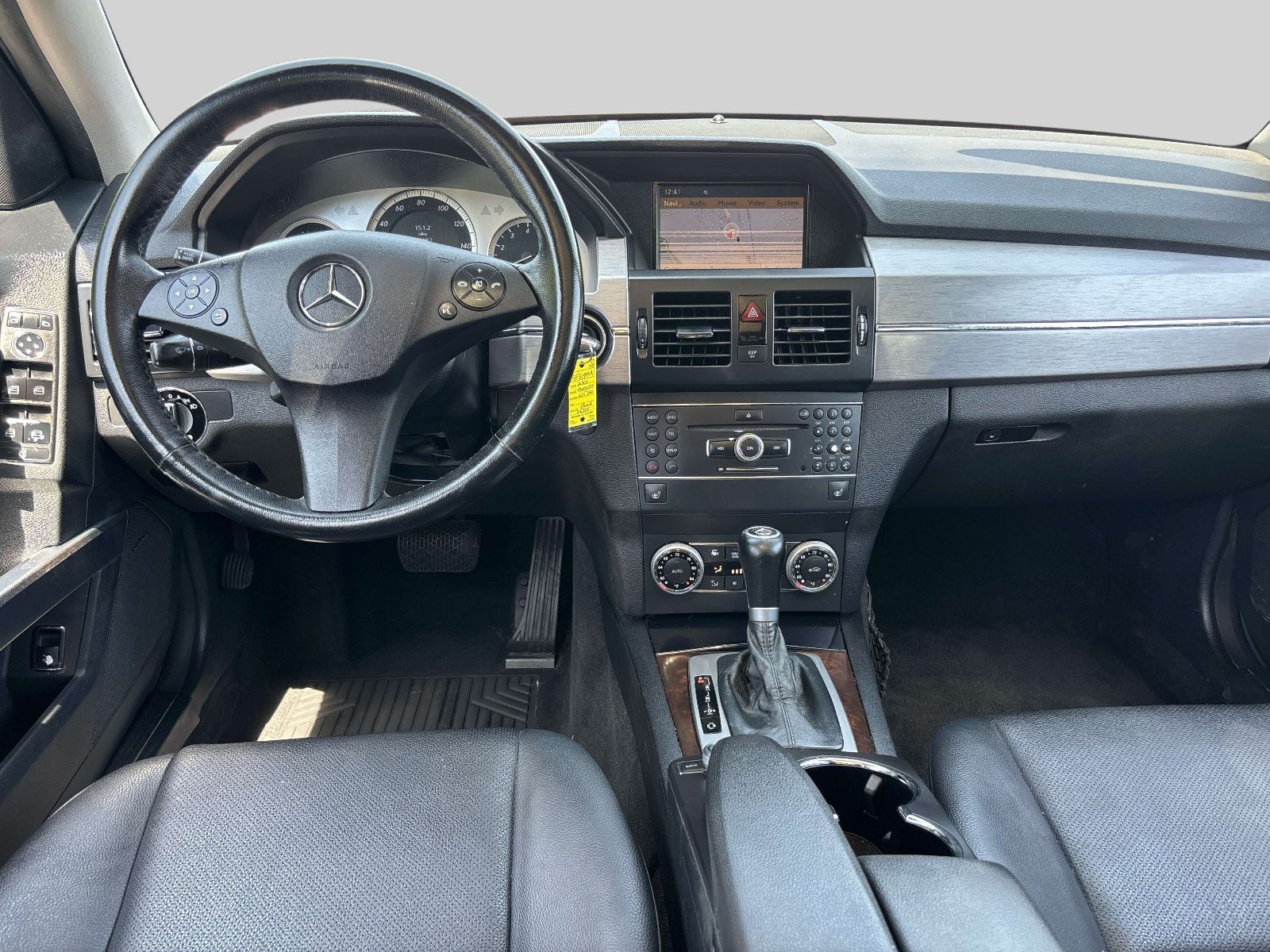 Used 2010 Mercedes-Benz GLK 350 4MATIC image 10