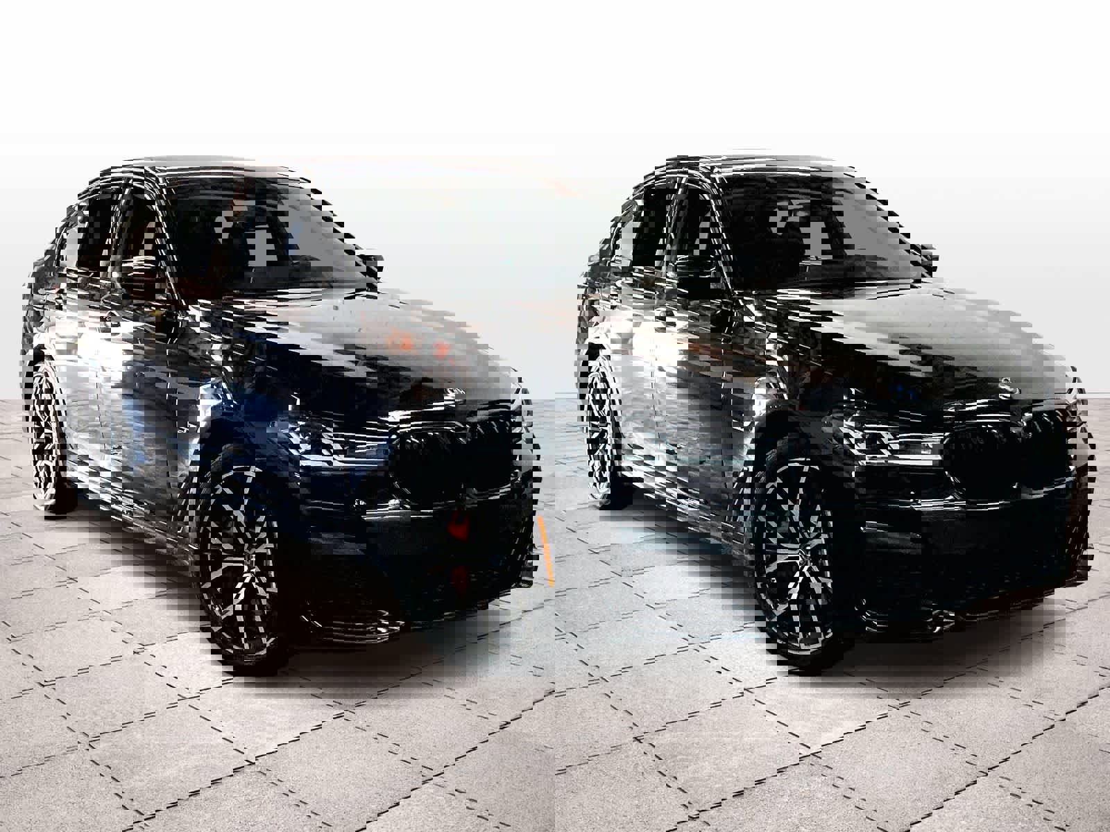 Used 2023 BMW 530e xDrive w/ Executive Package image 2