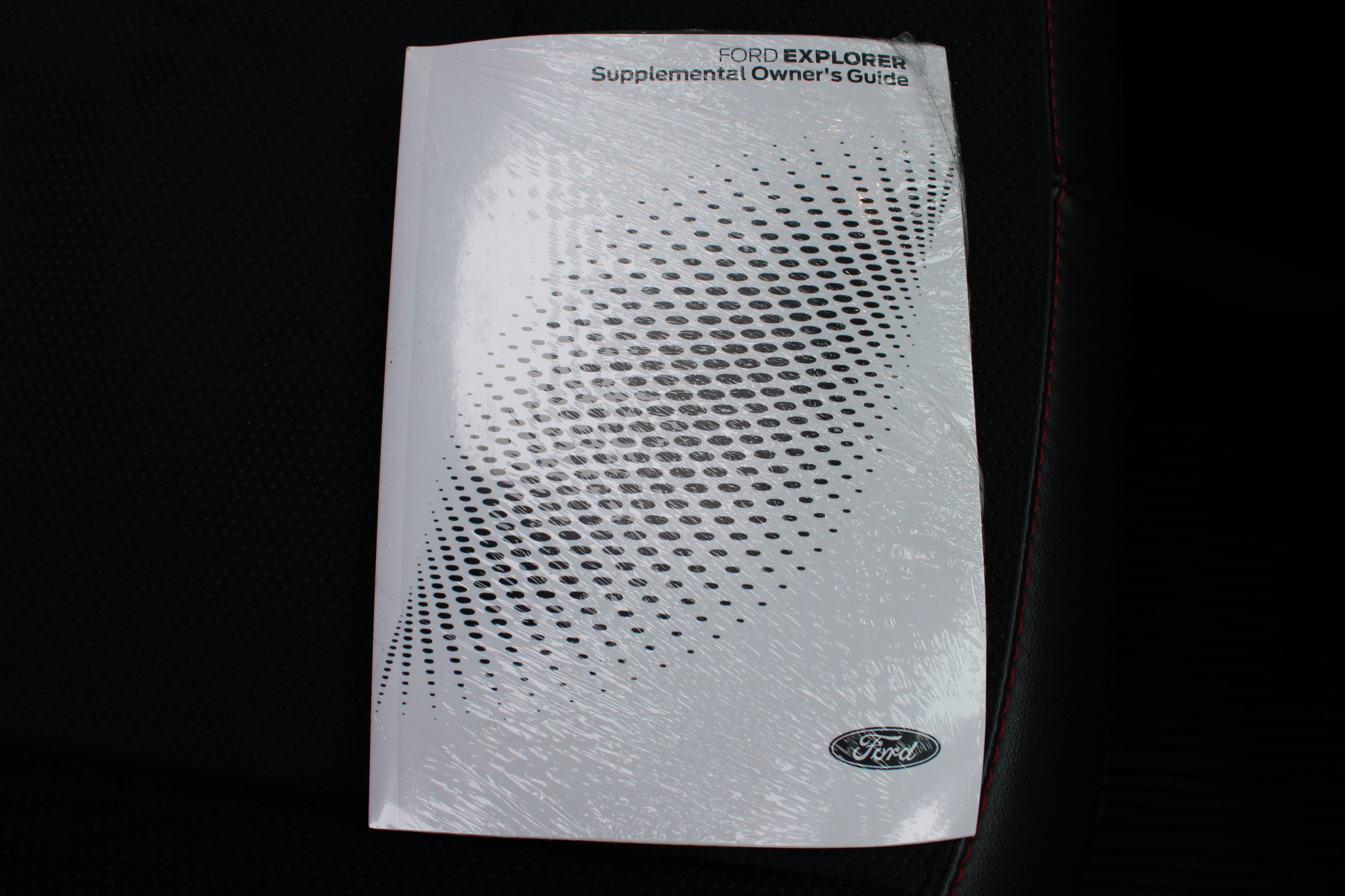 Used 2025 Ford Explorer ST image 28