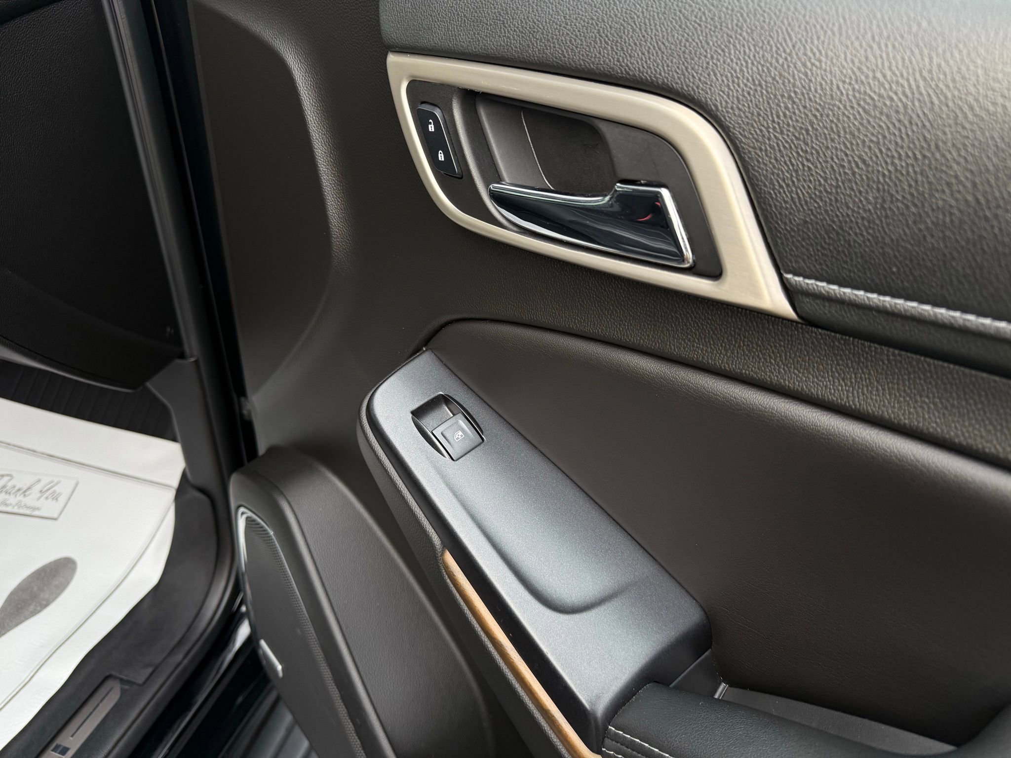 Used 2018 GMC Yukon Denali image 19