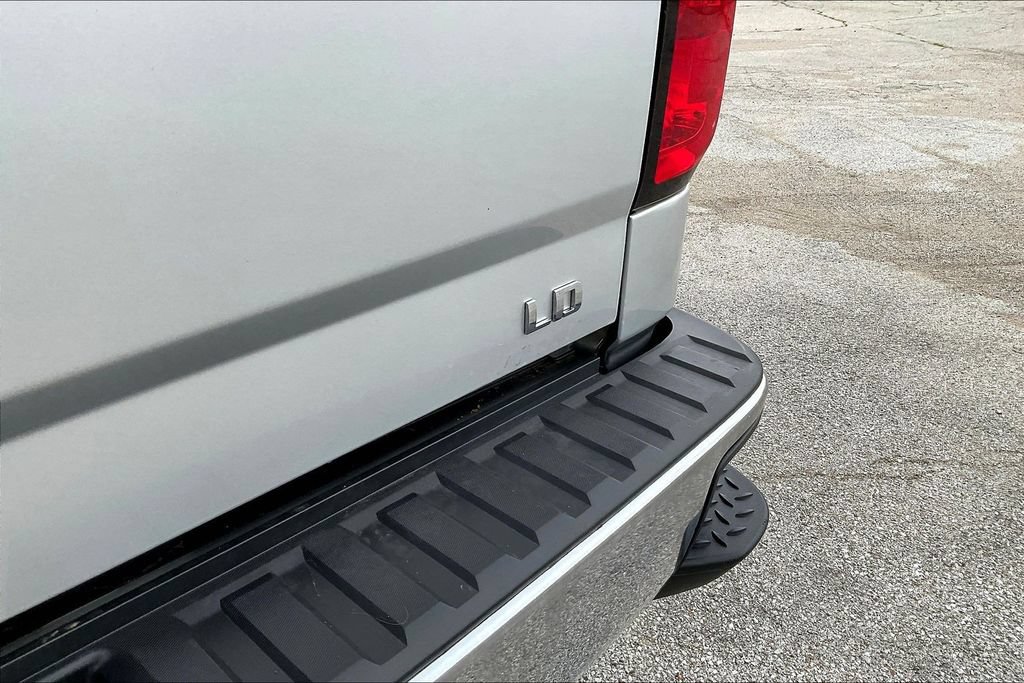 Used 2019 Chevrolet Silverado 1500 LT AWD/4WD image 27