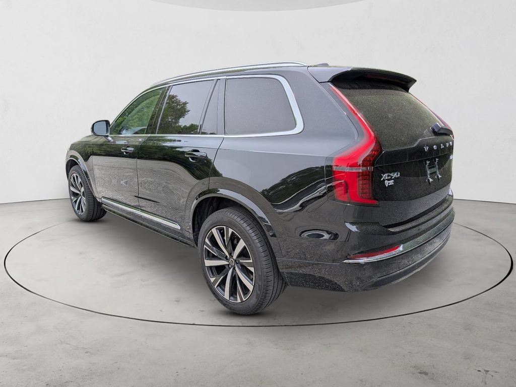Certified 2025 Volvo XC90 B6 Core AWD/4WD image 8