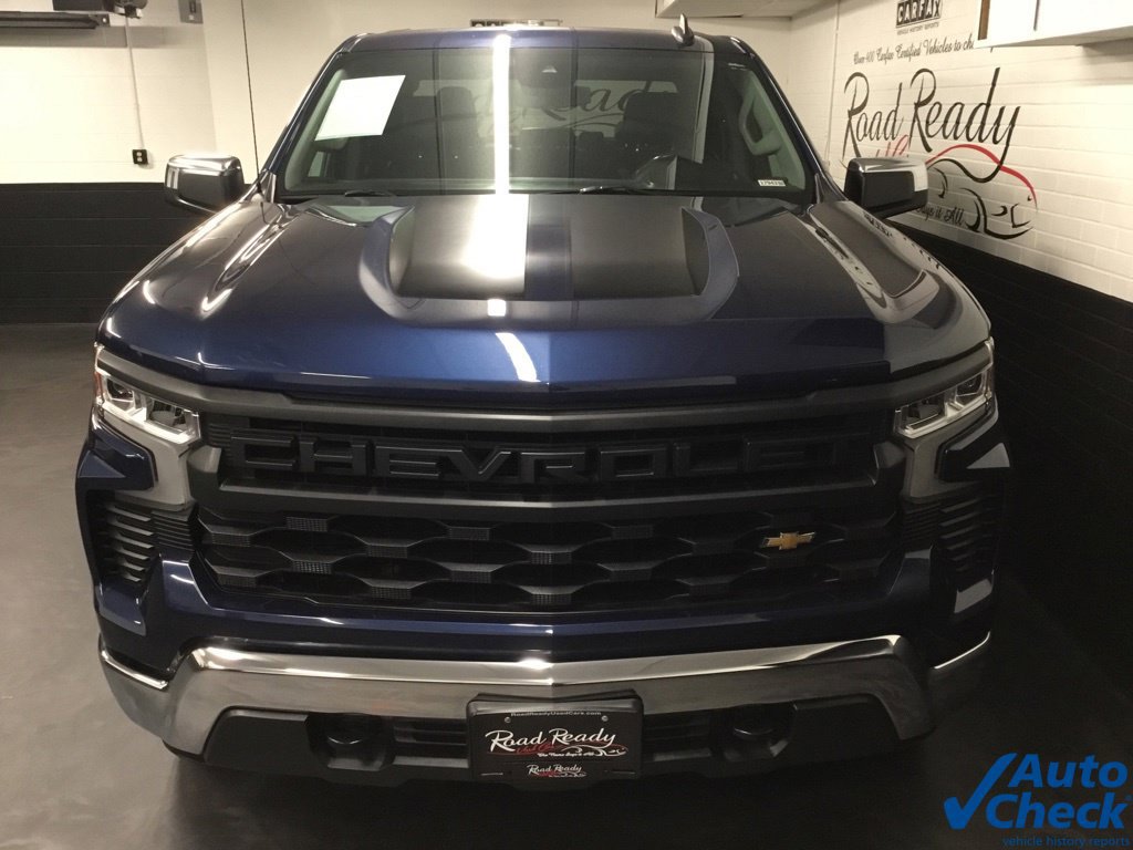 Used 2022 Chevrolet Silverado 1500 LT AWD/4WD image 12
