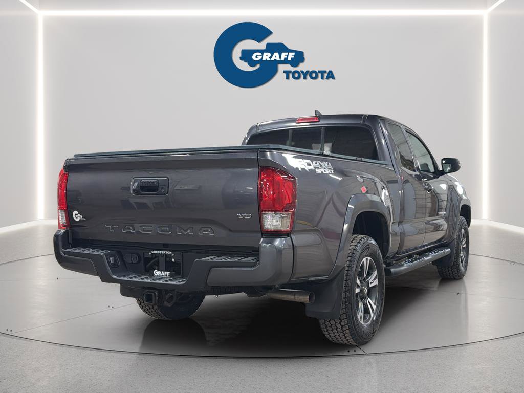 Used 2017 Toyota Tacoma TRD Sport w/ Tow Package (A/T) image 7