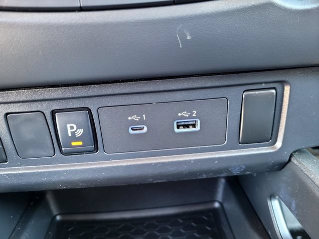 Certified 2023 Nissan Frontier S w/ Technology Package AWD/4WD image 18