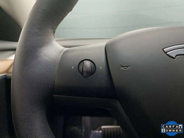 Used 2023 Tesla Model 3 Performance image 34