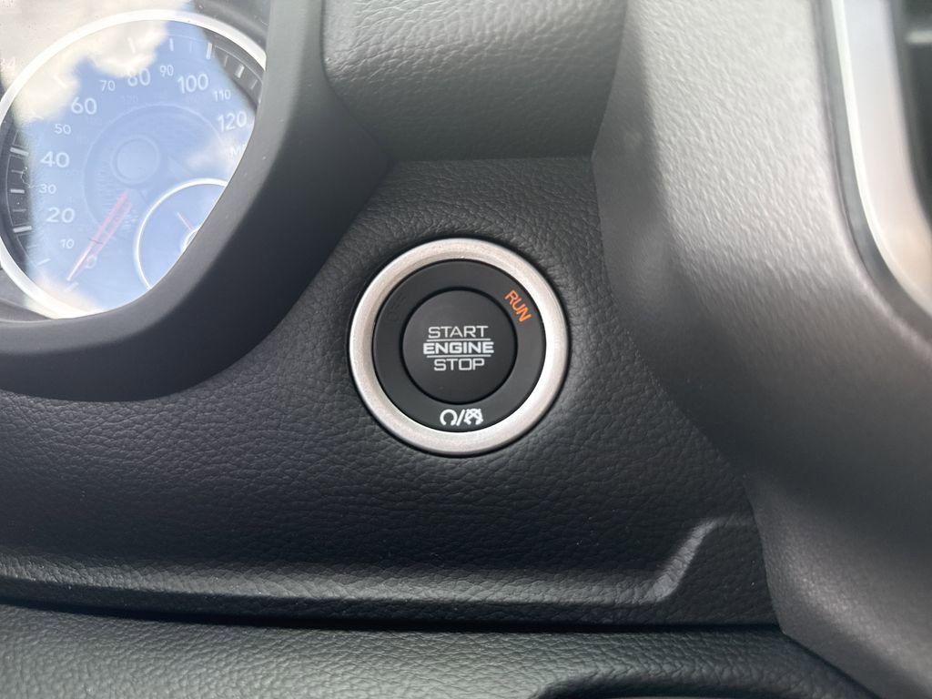 New 2026 RAM 1500 4x4 Crew Cab image 18