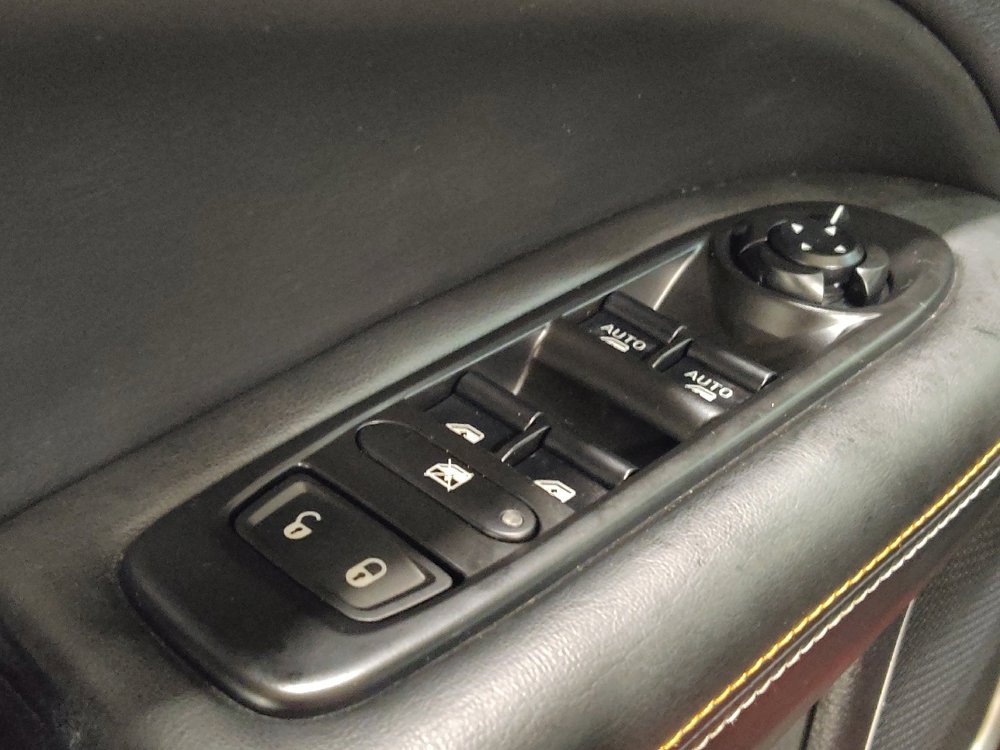 Used 2017 Jeep Compass Latitude w/ Popular Equipment Group FWD image 27