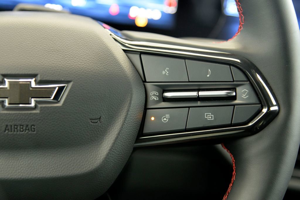 Certified 2024 Chevrolet Equinox EV RS image 23