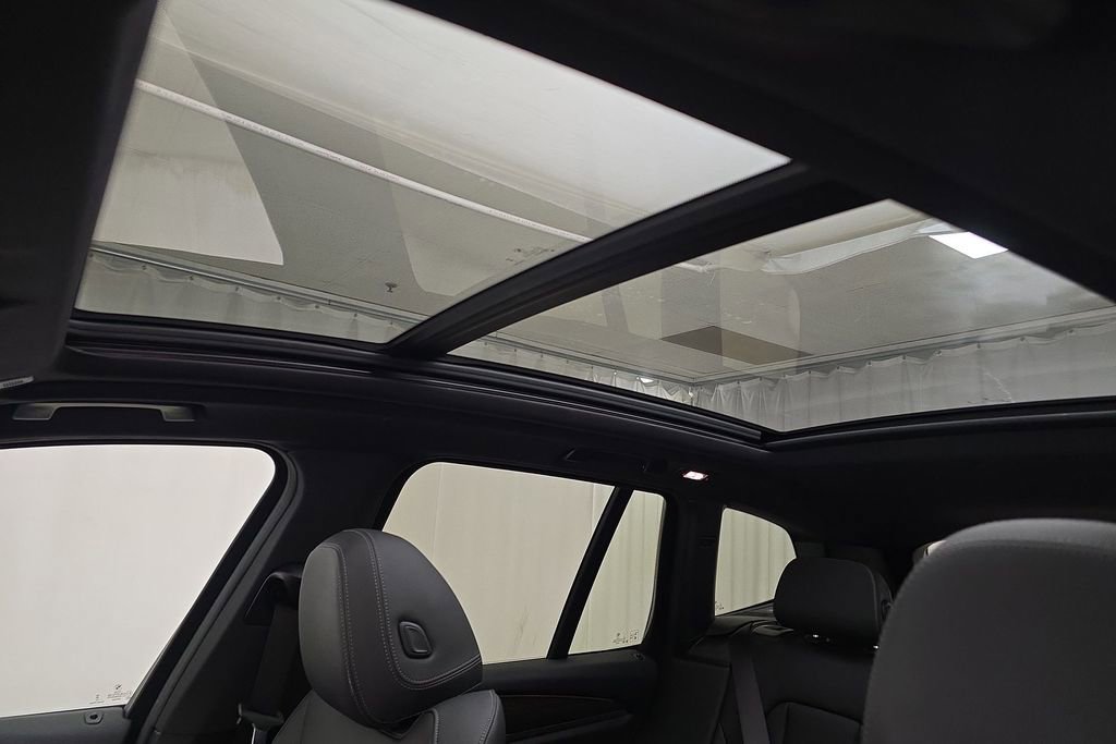 Certified 2024 BMW X3 xDrive30i w/ Premium Package image 23