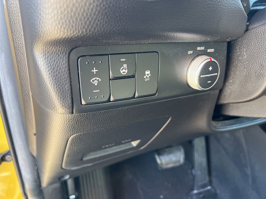 Used 2015 Kia Soul ! w/ Sun & Sound Package image 51